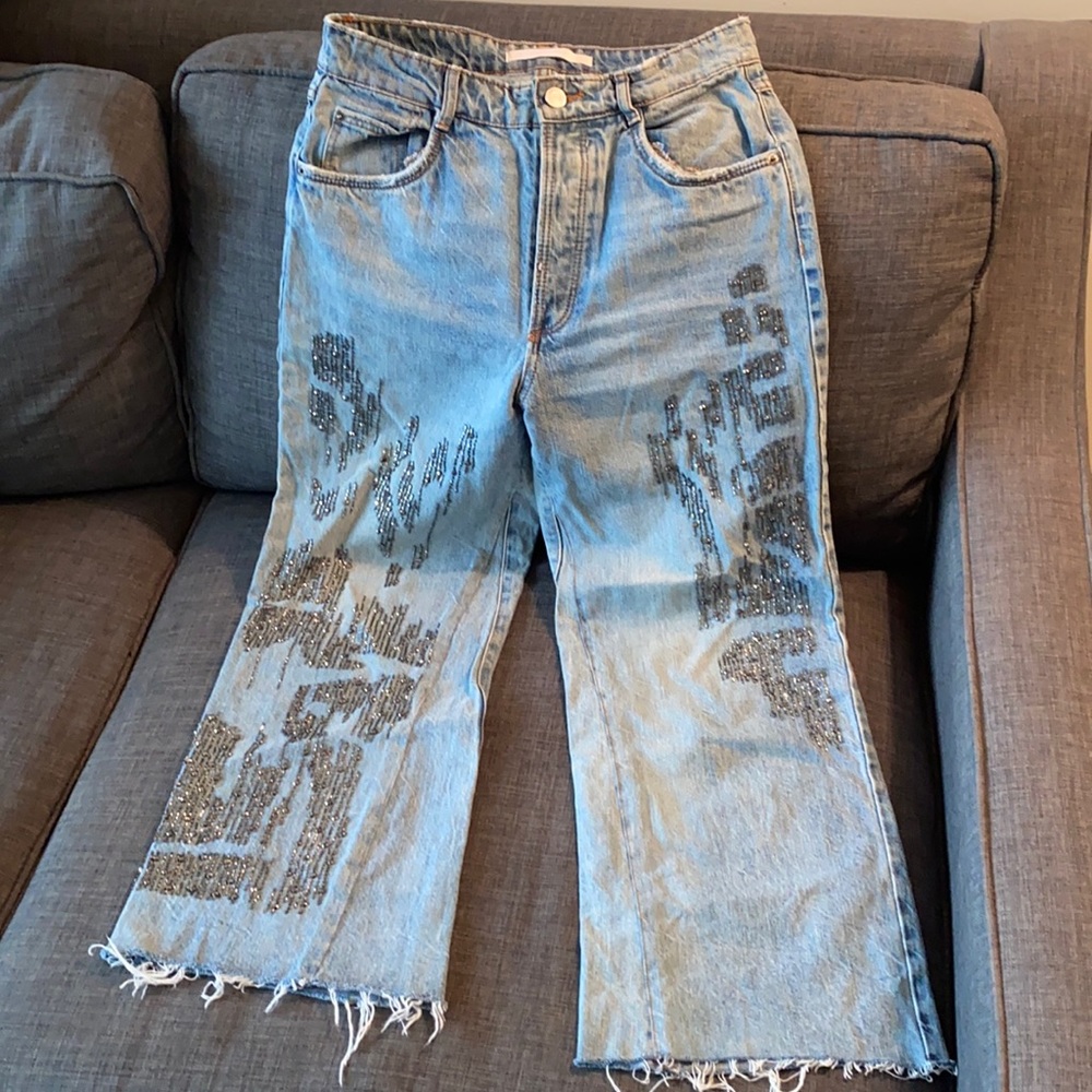 Beaded Light Wash Cropped Jean